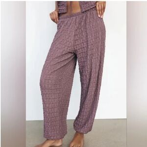 Zara Textured crinkled Balloon Pant.